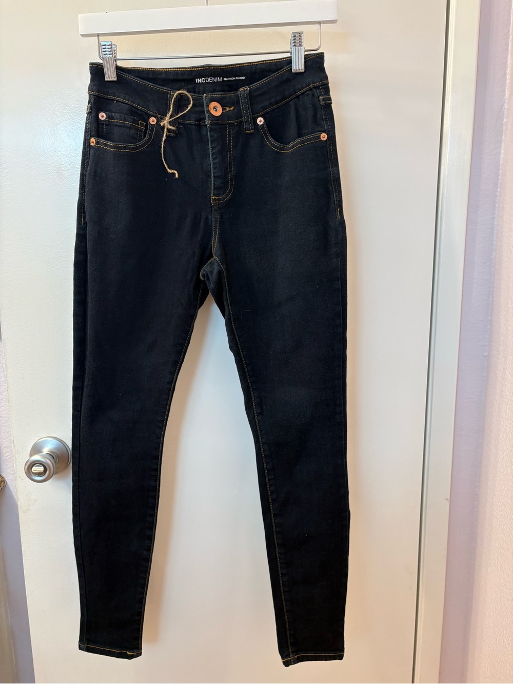 INC Denim Madison Skinny Dark Indigo Jeans Size 2/Like New